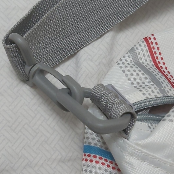 Adidas Duffle Bag - Picture 6 of 9